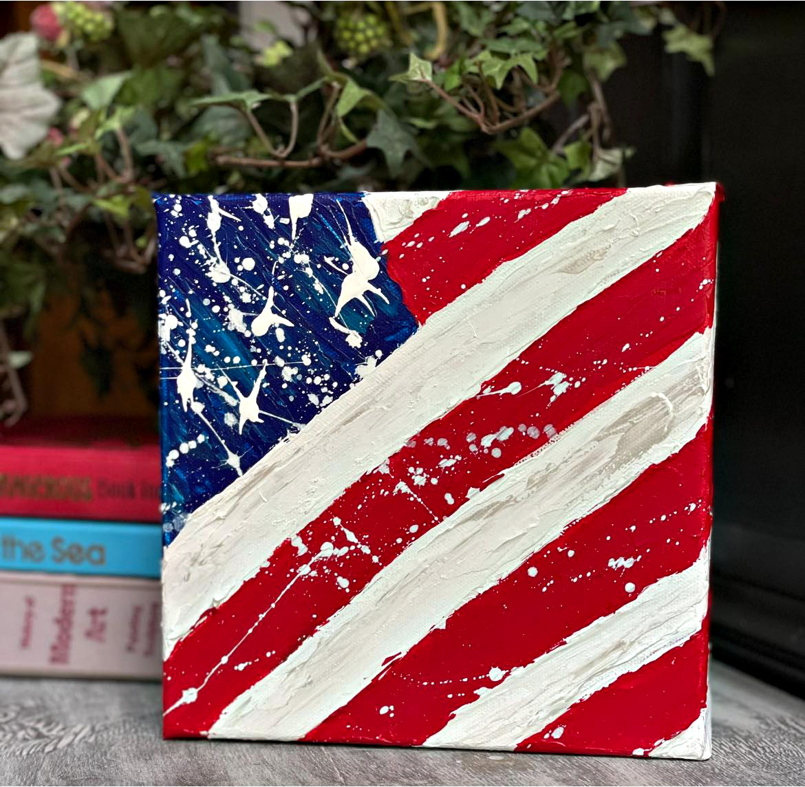 American flag shelfsitter