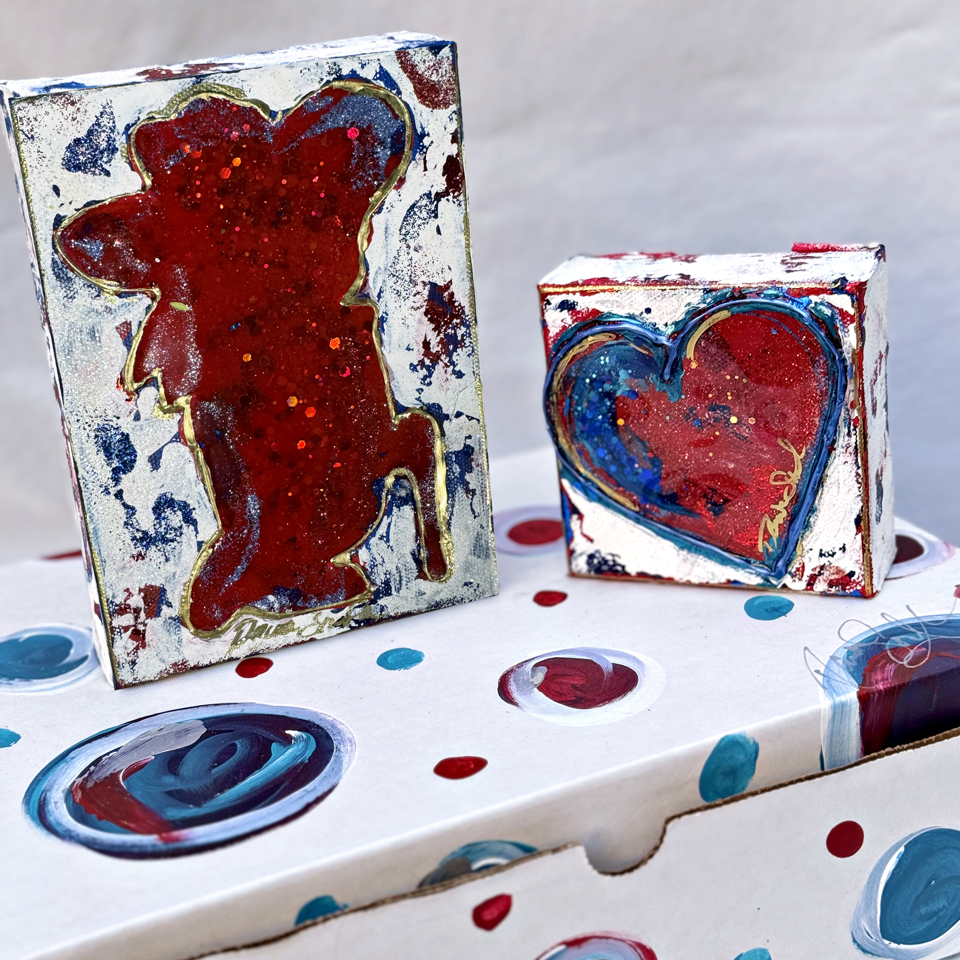 5x7Red Crnl with Patriot heart